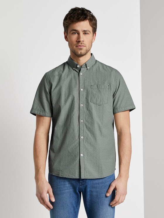 Strukturiertes Kurzarmhemd mit Streifen - Männer - olive white dobby stripe Strukturiertes Kurzarmhemd mit Streifen - Männer - olive white dobby stripe - 1 - TOM TAILOR