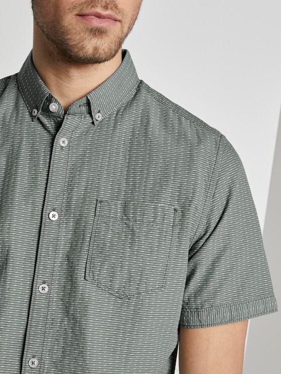 Strukturiertes Kurzarmhemd mit Streifen - Männer - olive white dobby stripe Strukturiertes Kurzarmhemd mit Streifen - Männer - olive white dobby stripe - 9 - TOM TAILOR