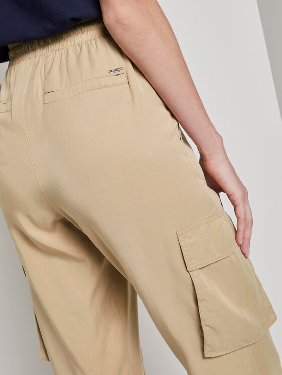Weiche Cargo-Hose im Utility-Look - Frauen - dark beige Weiche Cargo-Hose im Utility-Look - Frauen - dark beige - 9 - TOM TAILOR Denim