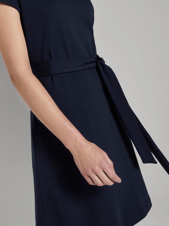 Kleid mit Bindegürtel - Frauen - Sky Captain Blue Kleid mit Bindegürtel - Frauen - Sky Captain Blue - 9 - Mine to five