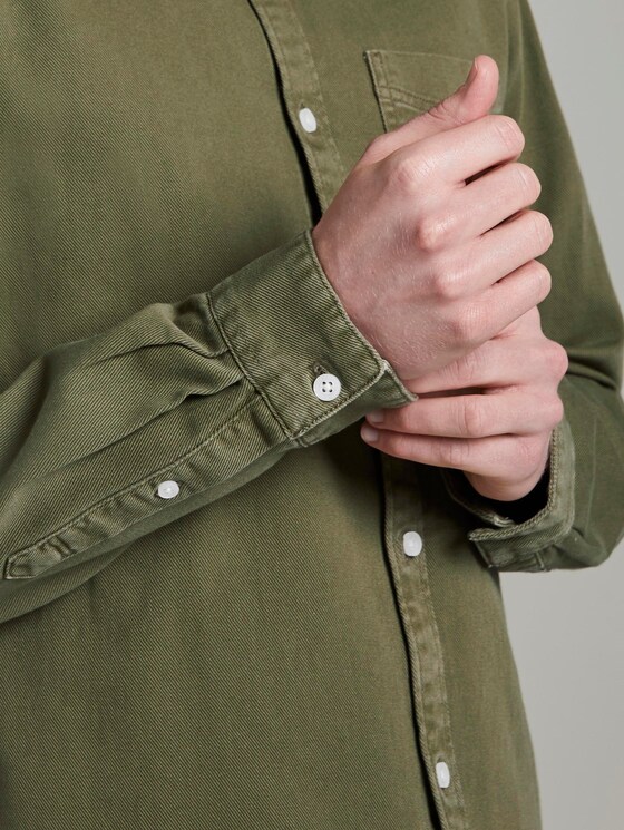 Hemd mit Brusttasche - Männer - faded moss green Hemd mit Brusttasche - Männer - faded moss green - 9 - TOM TAILOR Denim