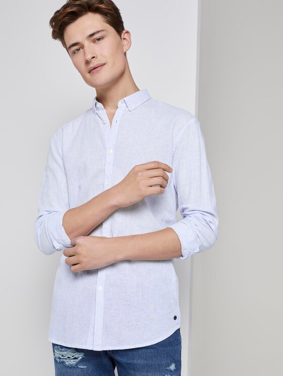 Strukturiertes Hemd aus Leinengemisch - Männer - blue white fine linen stripe Strukturiertes Hemd aus Leinengemisch - Männer - blue white fine linen stripe - 5 - TOM TAILOR Denim