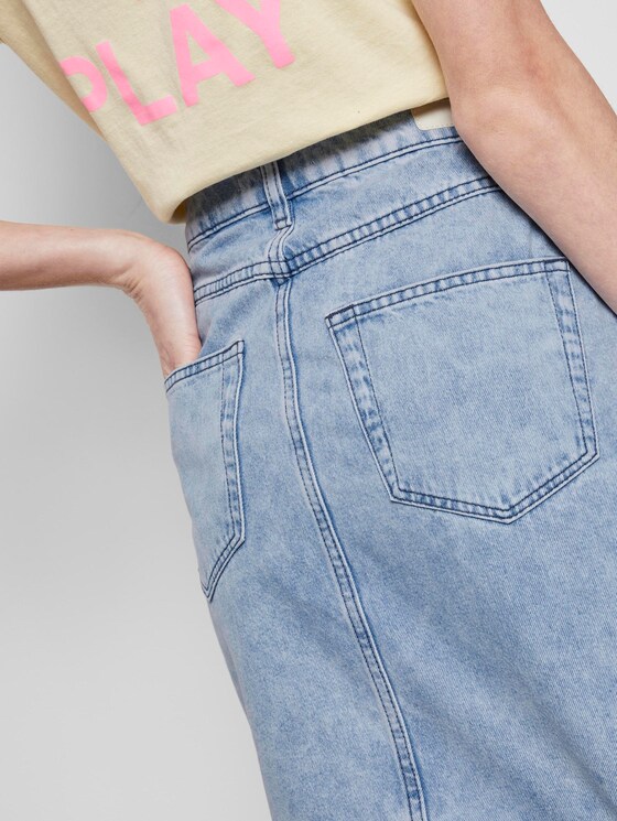 High-waist denim skirt in mini length - Women - random bleached blue denim High-waist denim skirt in mini length - Women - random bleached blue denim - 10 - TOM TAILOR Denim