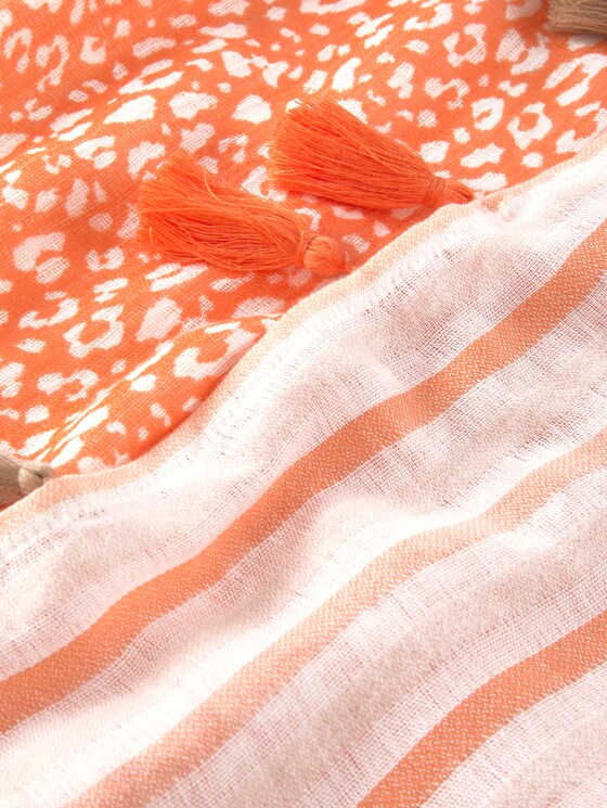 Gemusterter Schal mit Tasseln - Frauen - melon small leo design Gemusterter Schal mit Tasseln - Frauen - melon small leo design - 9 - TOM TAILOR
