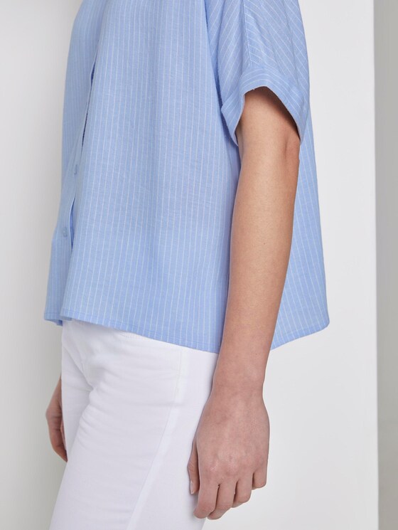 Loose striped shirt blouse - Women - blue white vertical stripe Loose striped shirt blouse - Women - blue white vertical stripe - 9 - TOM TAILOR