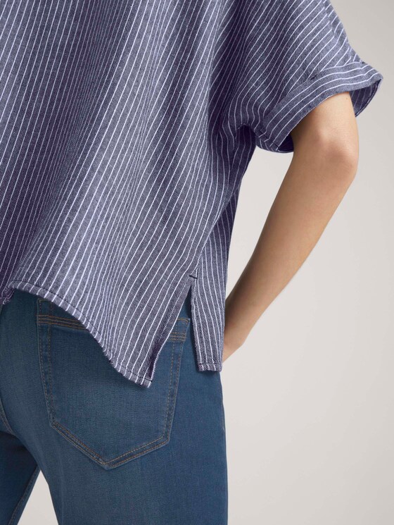 Lockere gestreifte Hemdbluse - Frauen - navy white vertical stripe Lockere gestreifte Hemdbluse - Frauen - navy white vertical stripe - 10 - TOM TAILOR