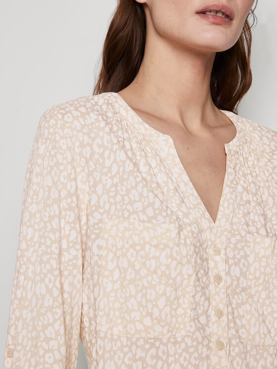 Langärmlige Bluse mit ganzflächigem Muster - Frauen - beige small leo design Langärmlige Bluse mit ganzflächigem Muster - Frauen - beige small leo design - 9 - TOM TAILOR