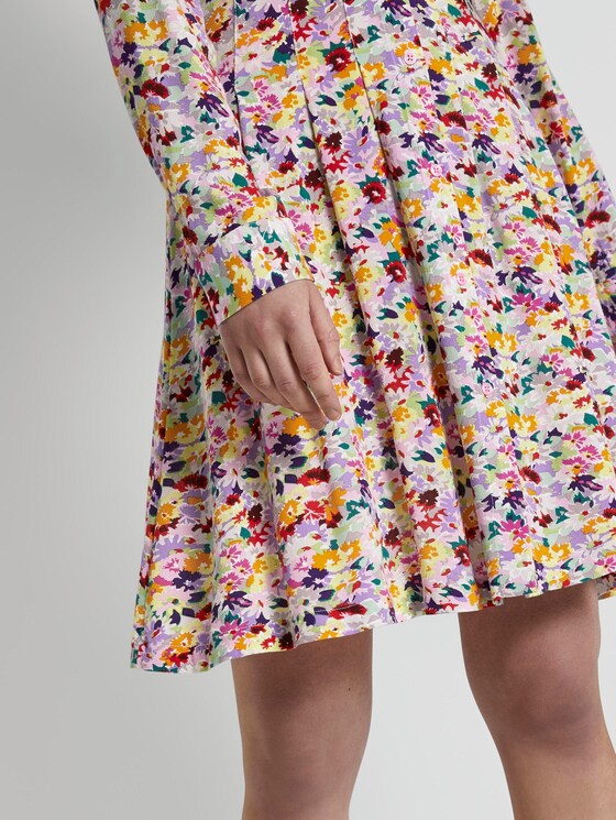 Mini Hemdkleid mit floralem Print - Frauen - multicolor flower print Mini Hemdkleid mit floralem Print - Frauen - multicolor flower print - 10 - TOM TAILOR Denim