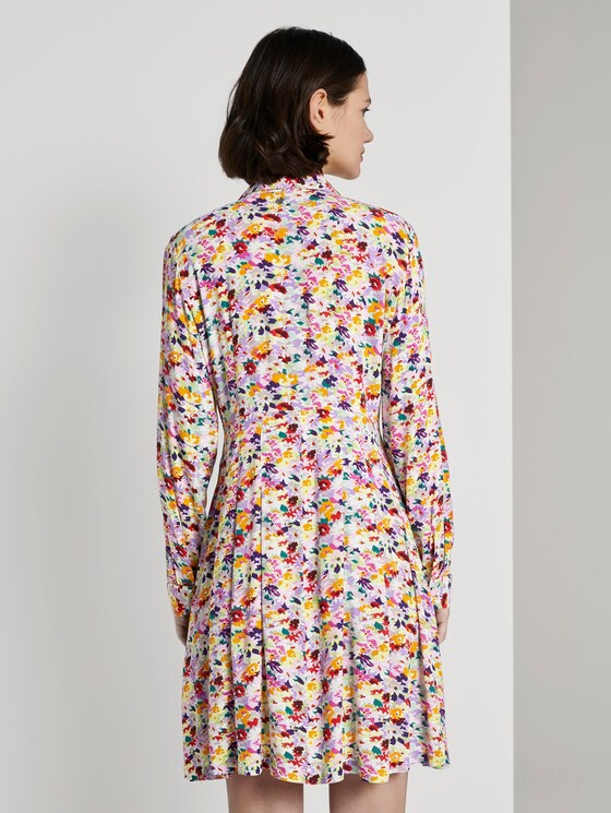 Mini Hemdkleid mit floralem Print - Frauen - multicolor flower print Mini Hemdkleid mit floralem Print - Frauen - multicolor flower print - 2 - TOM TAILOR Denim