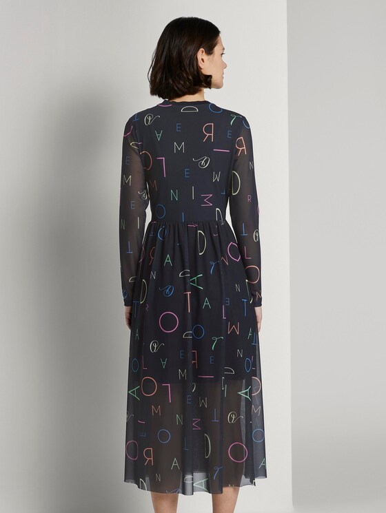 Gemustertes Midi-Kleid mit geripptem Ausschnitt - Frauen - navy letter print Gemustertes Midi-Kleid mit geripptem Ausschnitt - Frauen - navy letter print - 2 - TOM TAILOR Denim
