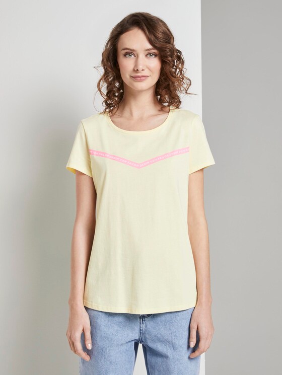 Nena & Larissa: T-Shirt mit Printstreifen - Frauen - pale yellow Nena & Larissa: T-Shirt mit Printstreifen - Frauen - pale yellow - 1 - TOM TAILOR Denim