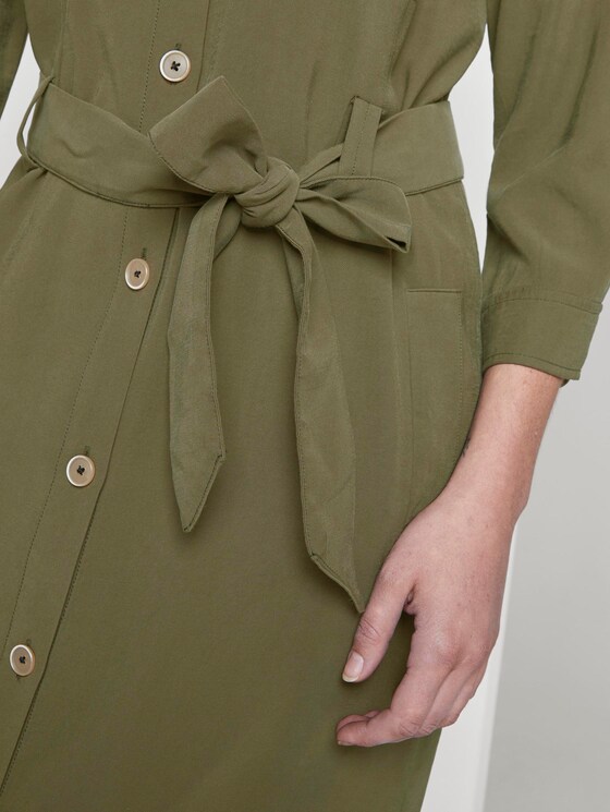 Blouse dress with a tie belt in midi length - Women - Woodland Green Blouse dress with a tie belt in midi length - Women - Woodland Green - 10 - TOM TAILOR