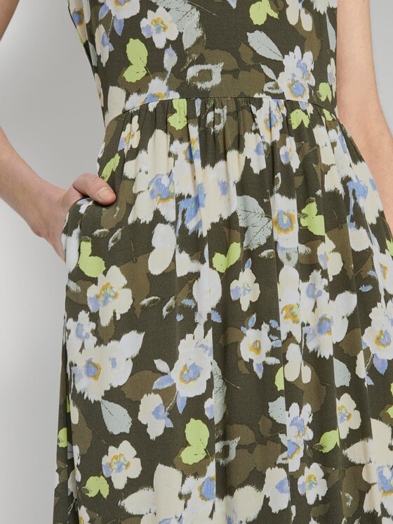 Sleeveless maxi dress with a pattern - Women - khaki floral design Sleeveless maxi dress with a pattern - Women - khaki floral design - 9 - TOM TAILOR