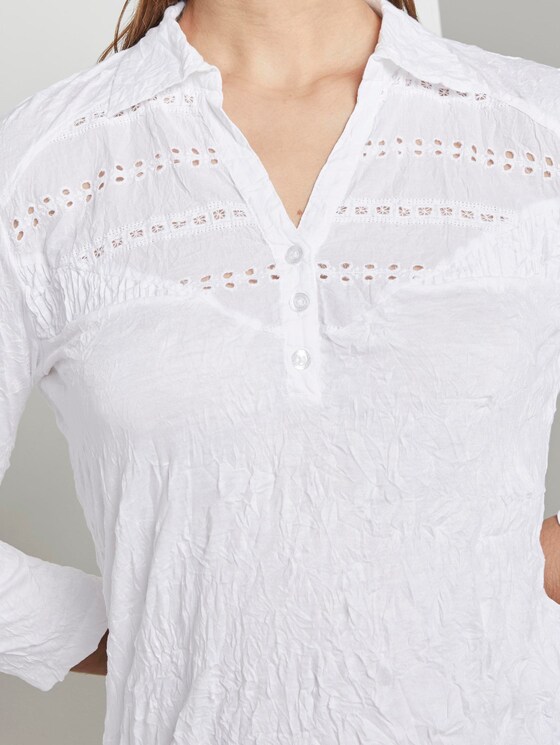 Poloshirt in Crincle-Optik mit Spitzeneinsatz - Frauen - White Poloshirt in Crincle-Optik mit Spitzeneinsatz - Frauen - White - 9 - TOM TAILOR