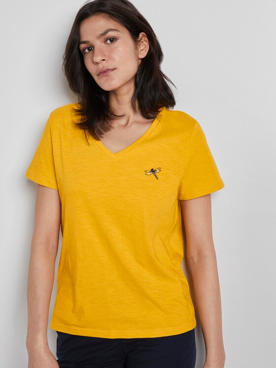 T-Shirt mit V-Ausschnitt und kleinem Print - Frauen - deep golden yellow T-Shirt mit V-Ausschnitt und kleinem Print - Frauen - deep golden yellow - 5 - TOM TAILOR