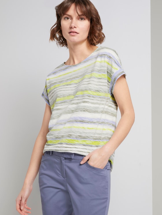 T-shirt with a light striped pattern - Women - green multicolor stripe T-shirt with a light striped pattern - Women - green multicolor stripe - 5 - TOM TAILOR