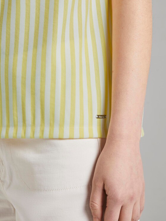 Lockeres T-Shirt mit Streifenmuster - Frauen - yellow white vertical stripe Lockeres T-Shirt mit Streifenmuster - Frauen - yellow white vertical stripe - 10 - TOM TAILOR Denim