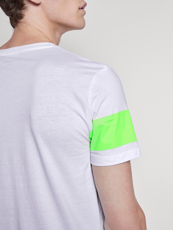 T-Shirt mit horizontalem Streifenprint - Männer - neon lime green T-Shirt mit horizontalem Streifenprint - Männer - neon lime green - 9 - TOM TAILOR Denim