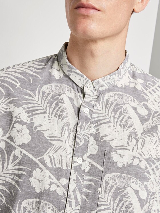 Gemustertes Kurzarmhemd mit Mao-Kragen - Männer - grey botanical yarn dye print Gemustertes Kurzarmhemd mit Mao-Kragen - Männer - grey botanical yarn dye print - 9 - TOM TAILOR Denim