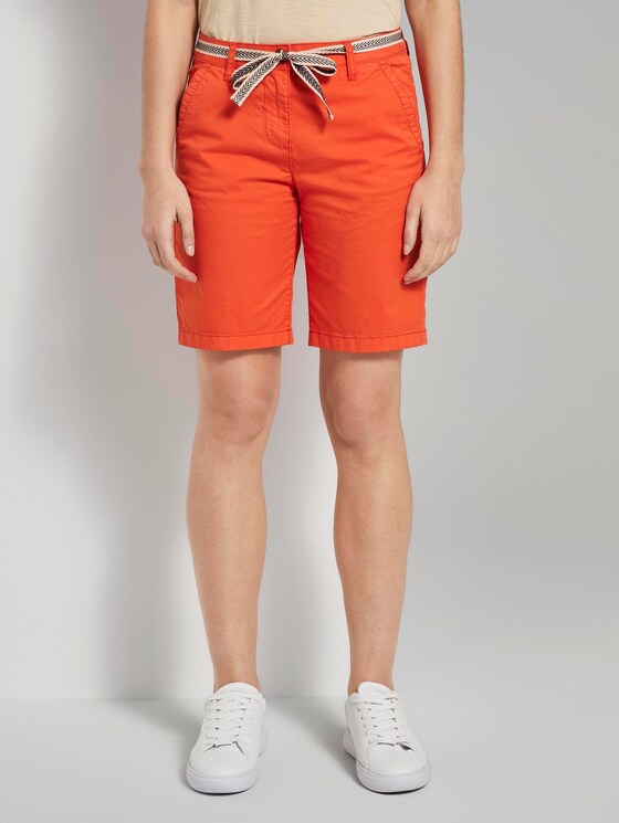 Relaxed Chino Bermuda Shorts mit Stoffgürtel - Frauen - strong flame orange Relaxed Chino Bermuda Shorts mit Stoffgürtel - Frauen - strong flame orange - 1 - TOM TAILOR