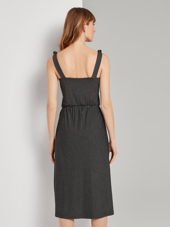 Gestreiftes Midi-Trägerkleid mit Knotendetail - Frauen - black thin stripes Gestreiftes Midi-Trägerkleid mit Knotendetail - Frauen - black thin stripes - 2 - TOM TAILOR