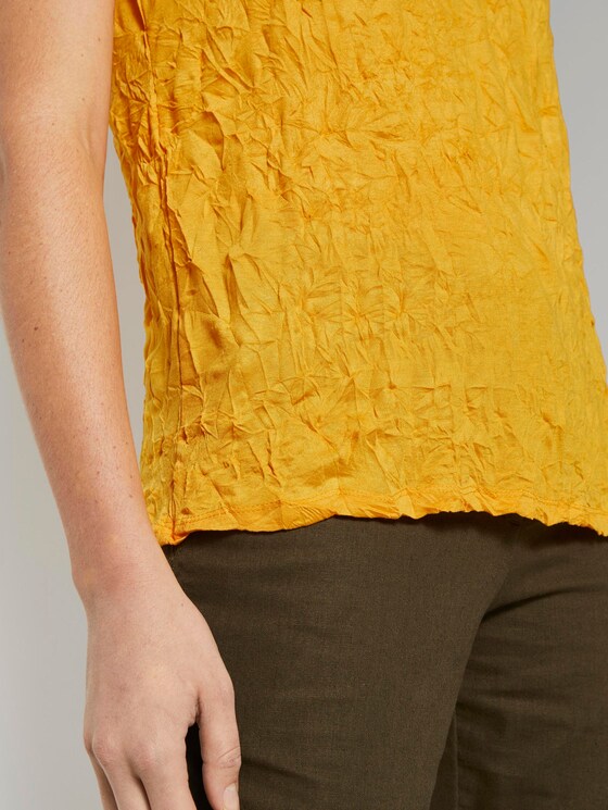 Crincle-Top mit Knopfverschluss - Frauen - deep golden yellow Crincle-Top mit Knopfverschluss - Frauen - deep golden yellow - 10 - TOM TAILOR