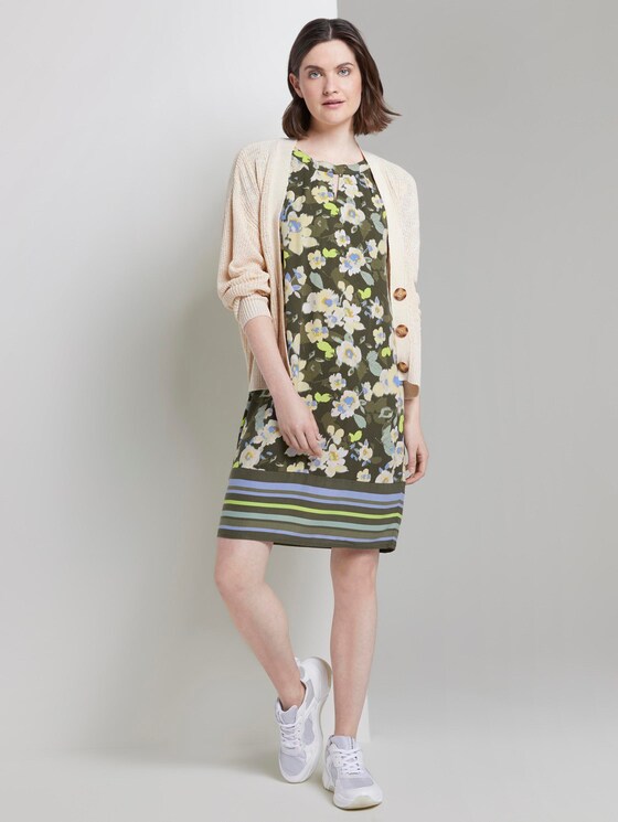 Gemustertes T-Shirt-Kleid - Frauen - khaki floral design Gemustertes T-Shirt-Kleid - Frauen - khaki floral design - 3 - TOM TAILOR