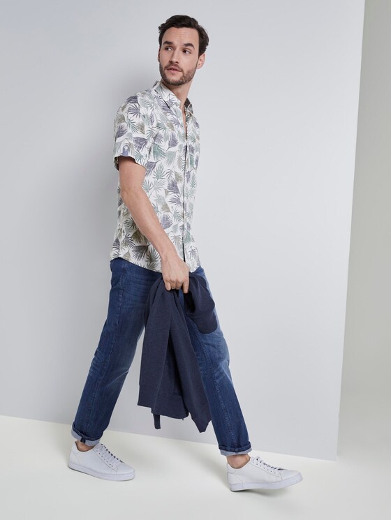 Kurzarmhemd mit tropischem Print - Männer - small palm tree leaf design Kurzarmhemd mit tropischem Print - Männer - small palm tree leaf design - 3 - TOM TAILOR