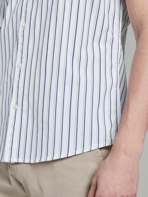 Gestreiftes Kurzarmhemd mit Brusttasche - Männer - white green navy stripe Gestreiftes Kurzarmhemd mit Brusttasche - Männer - white green navy stripe - 10 - TOM TAILOR