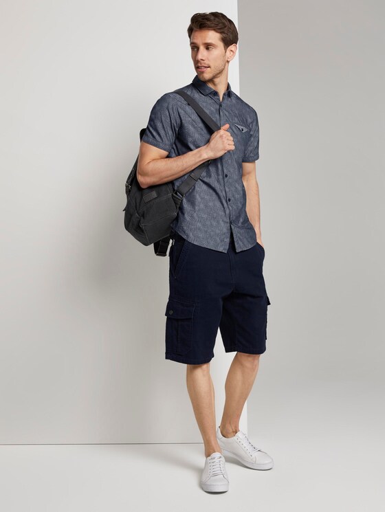 Gemustertes Kurzarmhemd mit Haifischkragen - Männer - navy leaf design Gemustertes Kurzarmhemd mit Haifischkragen - Männer - navy leaf design - 3 - TOM TAILOR