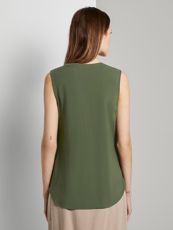 Ärmellose Tunikabluse mit Henley-Ausschnitt - Frauen - Dusty Rifle Green Ärmellose Tunikabluse mit Henley-Ausschnitt - Frauen - Dusty Rifle Green - 2 - TOM TAILOR Denim