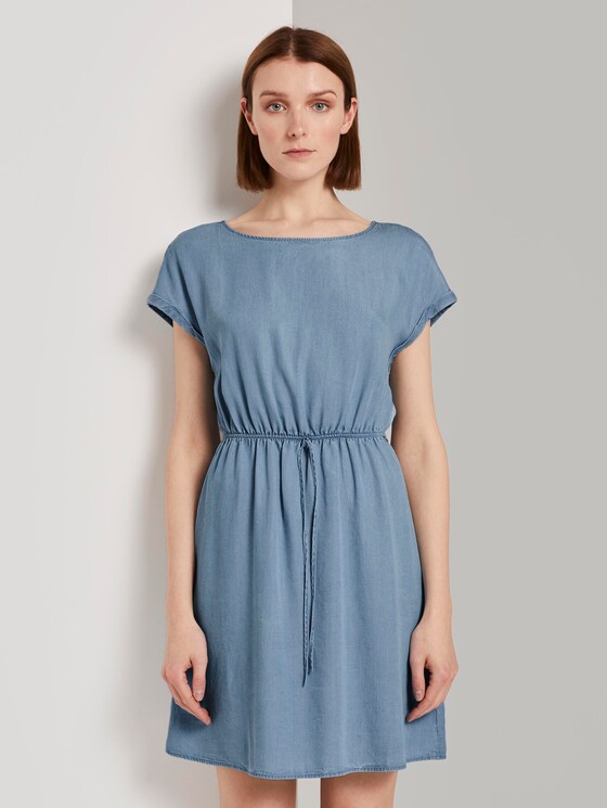 Mini dress with a back cut-out in a denim look - Women - light stone bright blue denim Mini dress with a back cut-out in a denim look - Women - light stone bright blue denim - 1 - TOM TAILOR Denim