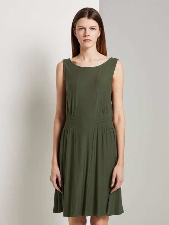 Jersey Mini Jurk met Smoking detail - Vrouwen - Dusty Rifle Green Jersey Mini Jurk met Smoking detail - Vrouwen - Dusty Rifle Green - 1 - TOM TAILOR Denim