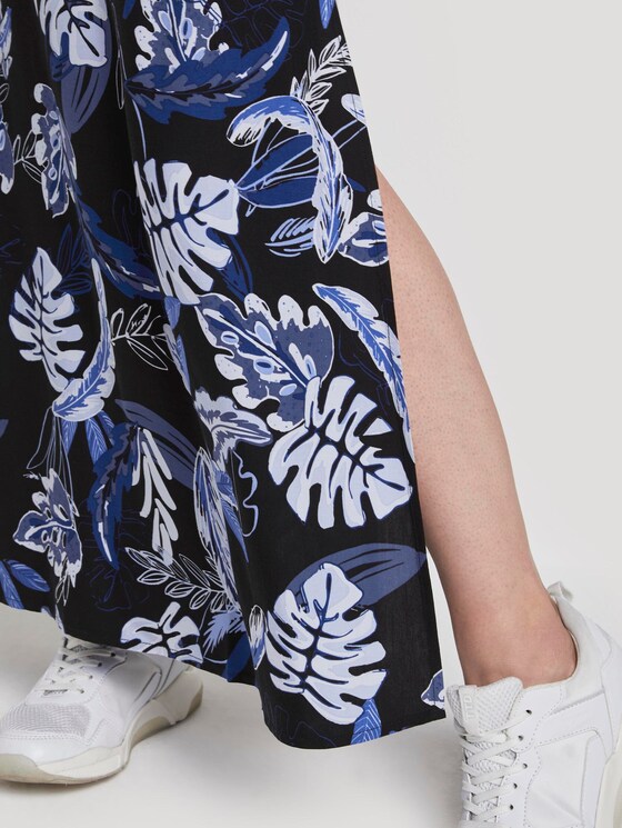 Halter maxi dress with a tropical print - Women - black blue tropical print Halter maxi dress with a tropical print - Women - black blue tropical print - 10 - TOM TAILOR Denim