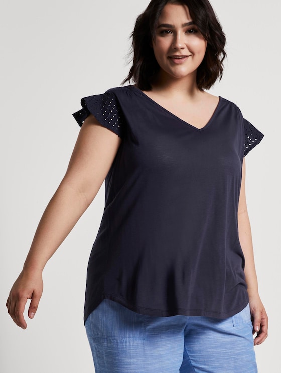 T-Shirt mit Lochstickerei - Frauen - Real Navy Blue T-Shirt mit Lochstickerei - Frauen - Real Navy Blue - 5 - My True Me