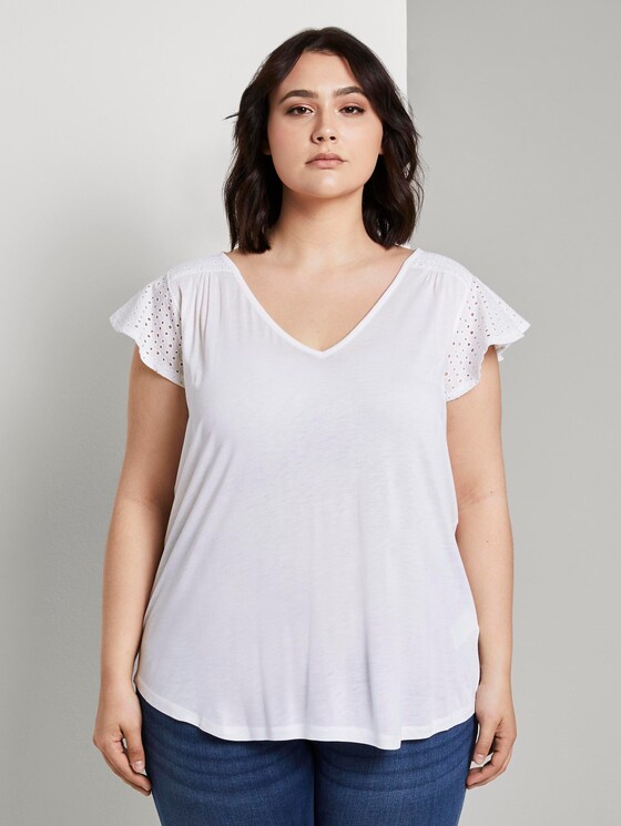 T-Shirt mit Lochstickerei - Frauen - White T-Shirt mit Lochstickerei - Frauen - White - 1 - My True Me