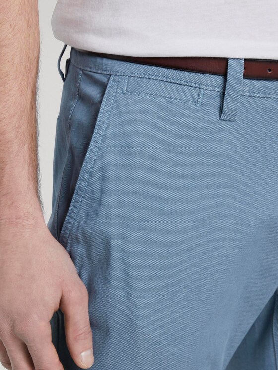 Strukturierte Travis Slim Chino Hose mit Gürtel - Männer - light blue structure Strukturierte Travis Slim Chino Hose mit Gürtel - Männer - light blue structure - 9 - TOM TAILOR