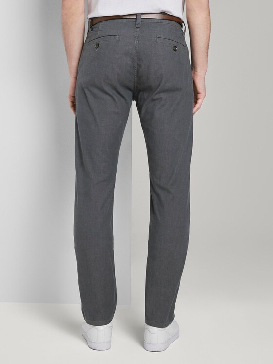 Strukturierte Travis Slim Chino Hose mit Gürtel - Männer - dark yarn dye structure Strukturierte Travis Slim Chino Hose mit Gürtel - Männer - dark yarn dye structure - 2 - TOM TAILOR