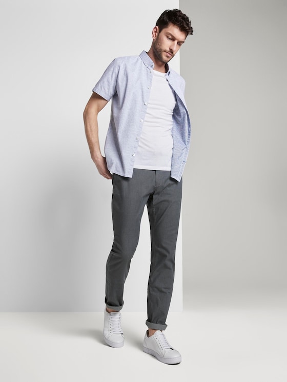 Strukturierte Travis Slim Chino Hose mit Gürtel - Männer - dark yarn dye structure Strukturierte Travis Slim Chino Hose mit Gürtel - Männer - dark yarn dye structure - 3 - TOM TAILOR