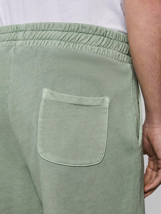 Sweat-Shorts im Washed-Look - Männer - Dusty Leave Green Sweat-Shorts im Washed-Look - Männer - Dusty Leave Green - 10 - TOM TAILOR Denim