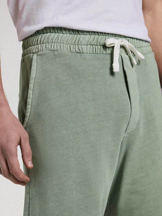 Sweat-Shorts im Washed-Look - Männer - Dusty Leave Green Sweat-Shorts im Washed-Look - Männer - Dusty Leave Green - 9 - TOM TAILOR Denim