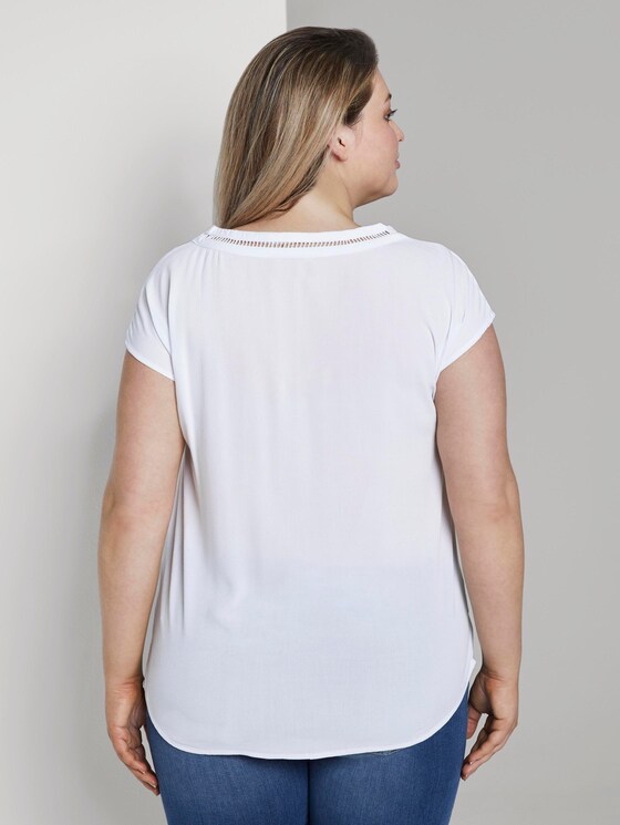 Bluse mit V-Ausschnitt - Frauen - White Bluse mit V-Ausschnitt - Frauen - White - 2 - My True Me