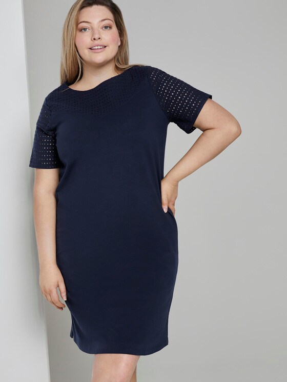 T-Shirt Kleid mit Lochstickerei - Frauen - Real Navy Blue T-Shirt Kleid mit Lochstickerei - Frauen - Real Navy Blue - 5 - My True Me