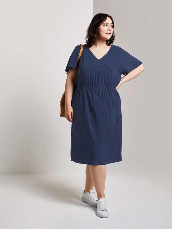 Schlichtes Kleid im Wickel-Look - Frauen - Real Navy Blue Schlichtes Kleid im Wickel-Look - Frauen - Real Navy Blue - 3 - My True Me