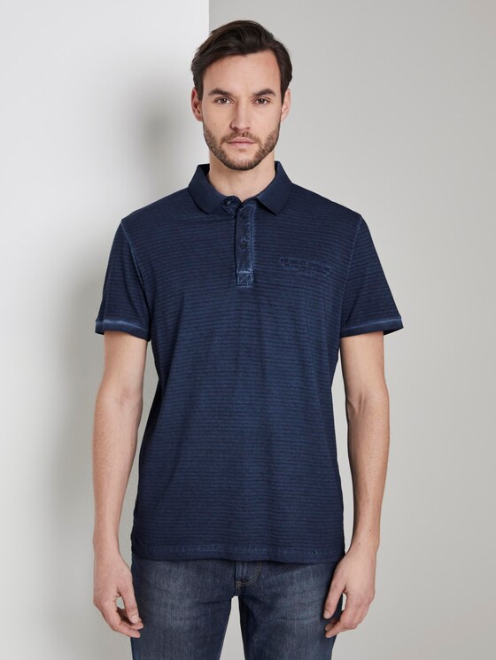 Gestreiftes Poloshirt mit kleiner Stickerei - Männer - Black Iris Blue Gestreiftes Poloshirt mit kleiner Stickerei - Männer - Black Iris Blue - 1 - TOM TAILOR