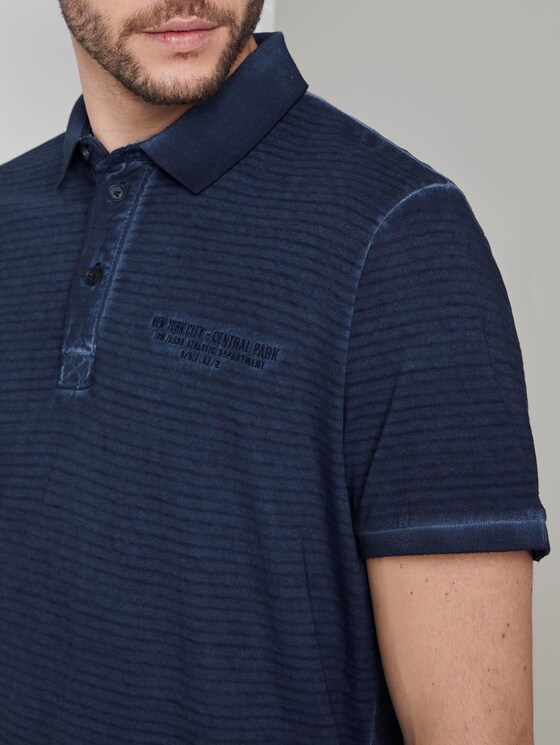 Gestreiftes Poloshirt mit kleiner Stickerei - Männer - Black Iris Blue Gestreiftes Poloshirt mit kleiner Stickerei - Männer - Black Iris Blue - 10 - TOM TAILOR