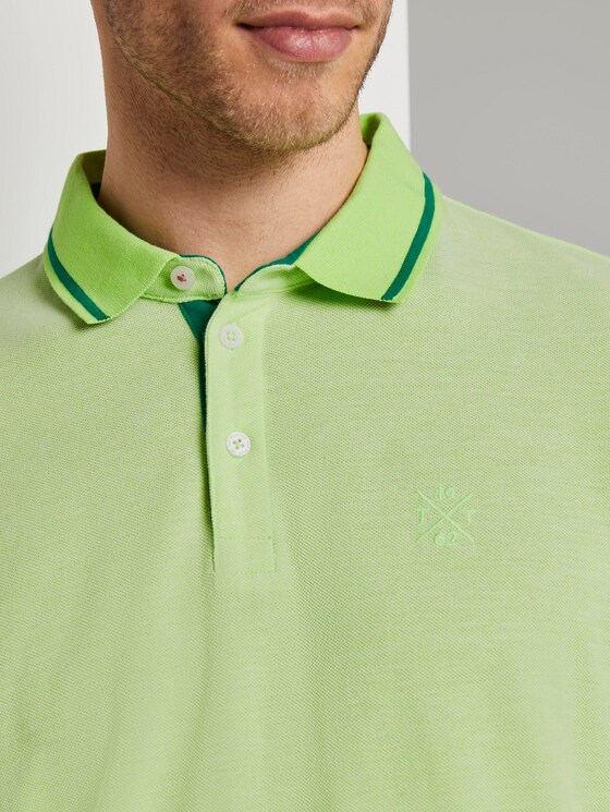 Zweifarbiges Poloshirt mit Kontrastblende - Männer - neon green two tone Zweifarbiges Poloshirt mit Kontrastblende - Männer - neon green two tone - 9 - TOM TAILOR