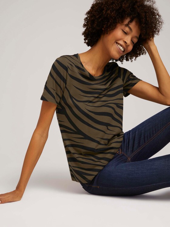 T-Shirt im Zebra-Muster - Frauen - olive zebra design T-Shirt im Zebra-Muster - Frauen - olive zebra design - 5 - Mine to five