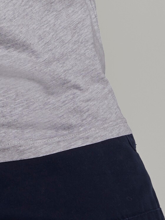 Top mit Schrift-Print - Männer - Light Stone Grey Melange Top mit Schrift-Print - Männer - Light Stone Grey Melange - 10 - TOM TAILOR