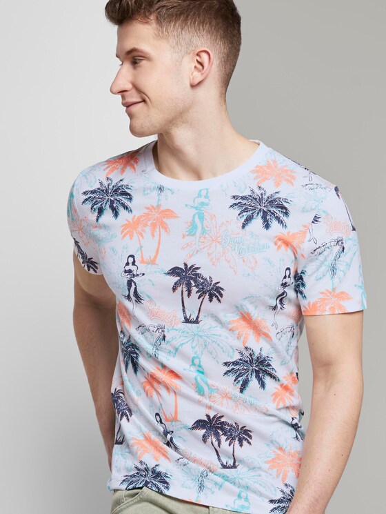 tree print t shirt